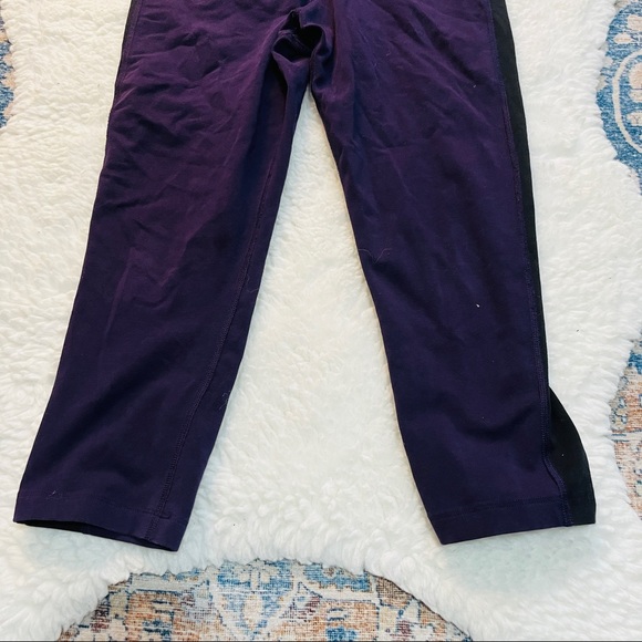 Nike Swoosh Purple and Black Athletic Leggings - Picture 3 of 11